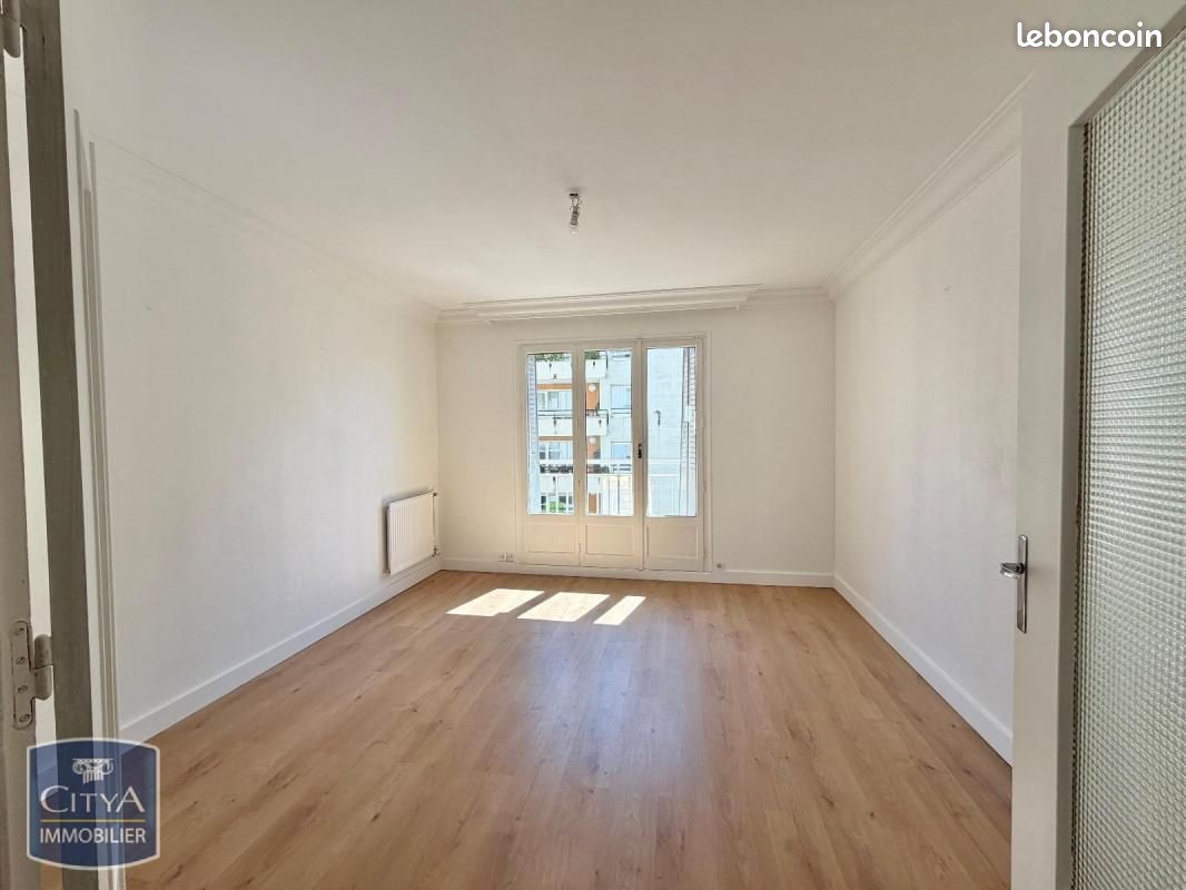 Appartement 3 pièces 54 m² · à Grenoble · 54 m² · 649 €