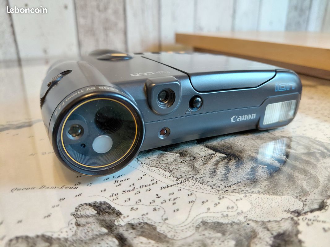 Canon ION RC 251 – Appareil Photo Magnétique Compact IXUS 400 (Ouvert, Jamais Utilisé)