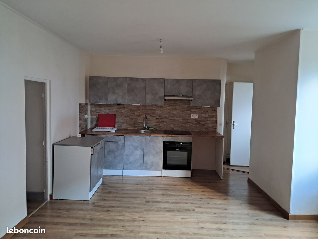 Appartement 2 pièces 49 m² · à Lisieux · 49 m² · 545 €/mois