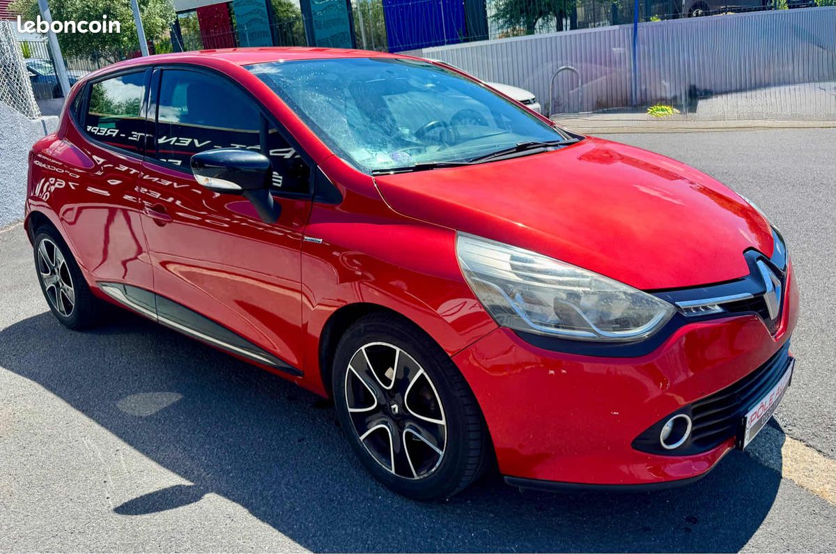 Renault clio iv 0.9 tce 90ch energy intens eco² 2015 (image 10)