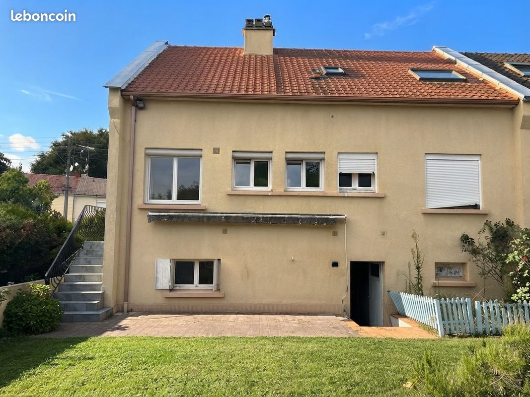 Maison 6 pièces 140 m² · à Arnage · 140 m² · 177 900 €