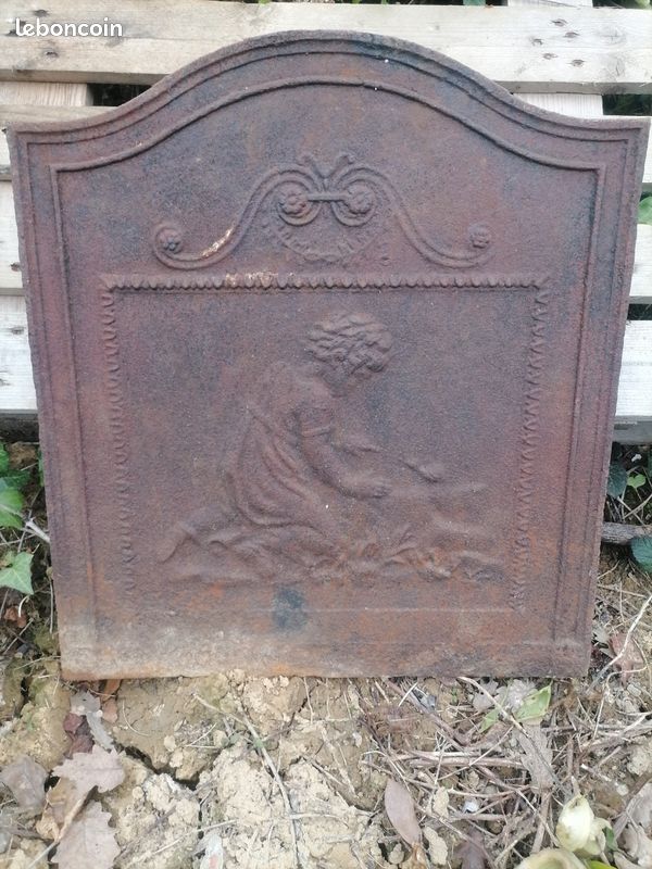 Plaque en fonte (image 1)