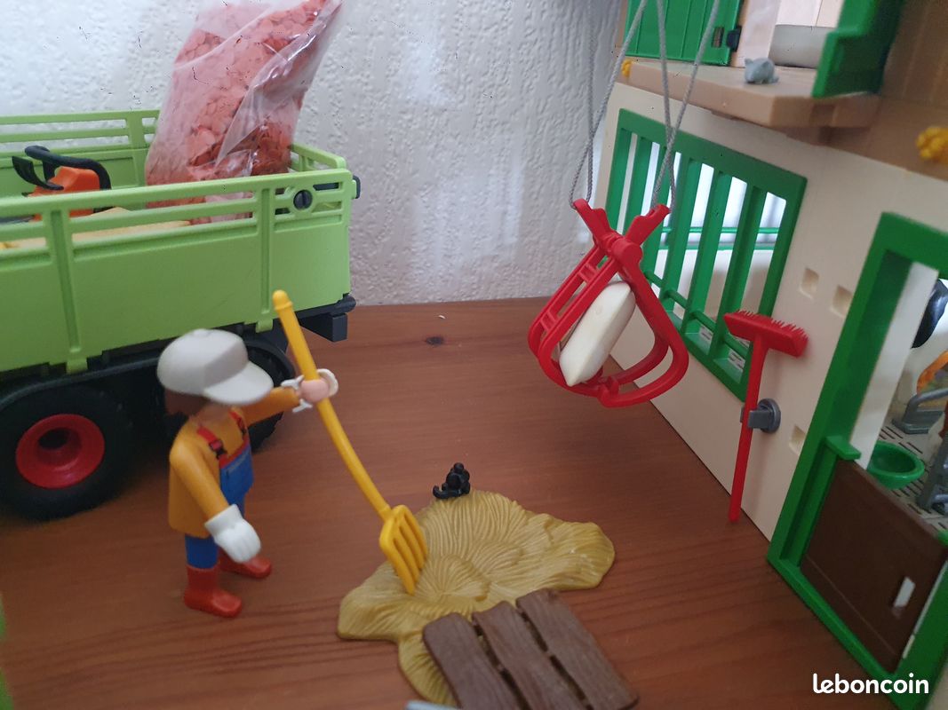 Playmobil ferme tracteur silo 4x4 enclos... (image 14)