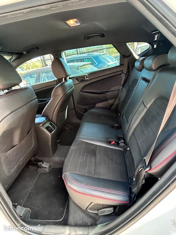 Hyundai tucson 1.6 lcrdi 136ch n-line (image 4)