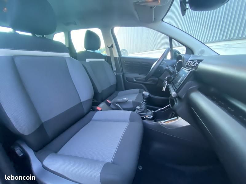 Citroen C3 Aircross PureTech 110ch S&S Shine (image 23)
