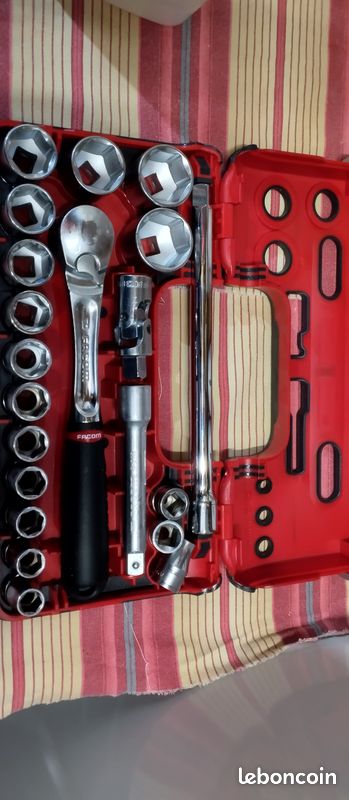Coffret douilles et cliquet extensible 1/2’’ - 22 pièces (image 2)