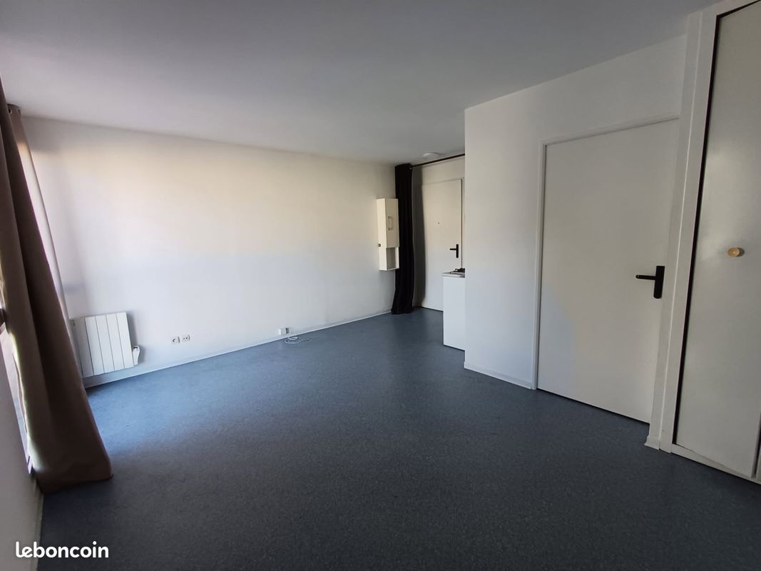 Appartement 1 pièce 25 m² · à Reims · 25 m² · 360 €