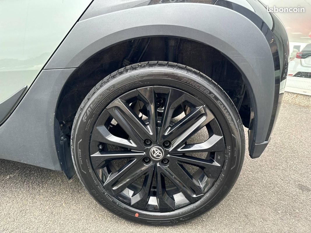 Toyota Aygo X 1.0 VVT-i 72ch Air Design MY24 (image 38)