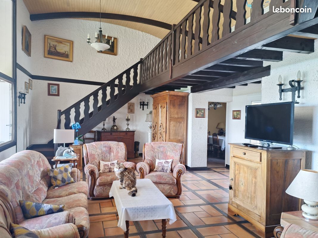 Maison 6 pièces 155 m² · à Peaugres · 155 m² · 315 000 €