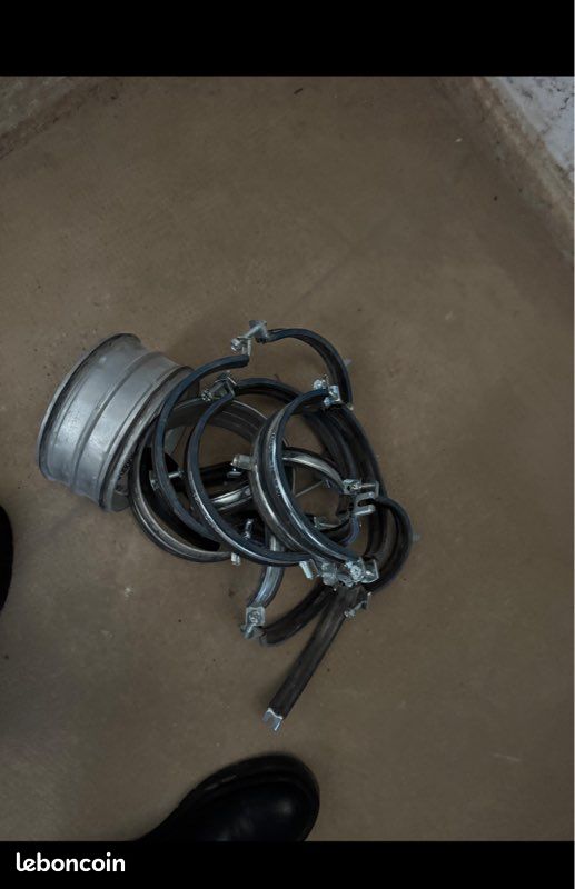 Colliers de fixation tuyau / gaine (image 1)
