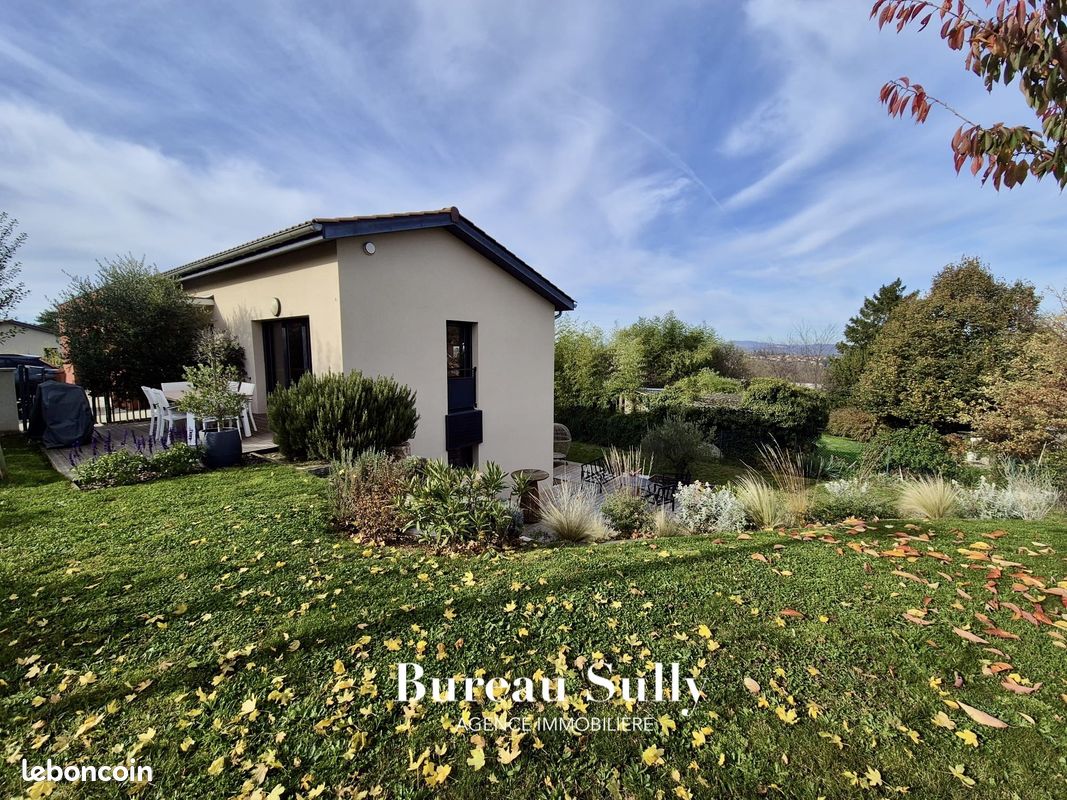 Maison 4 pièces 94 m² · à La Tour-de-Salvagny · 94 m² · 545 000 €