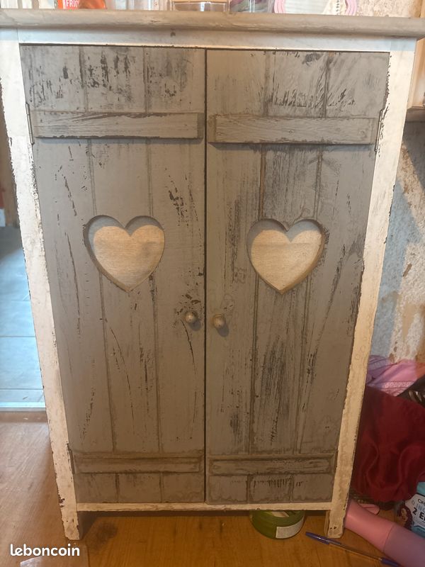 Petit meuble (image 1)
