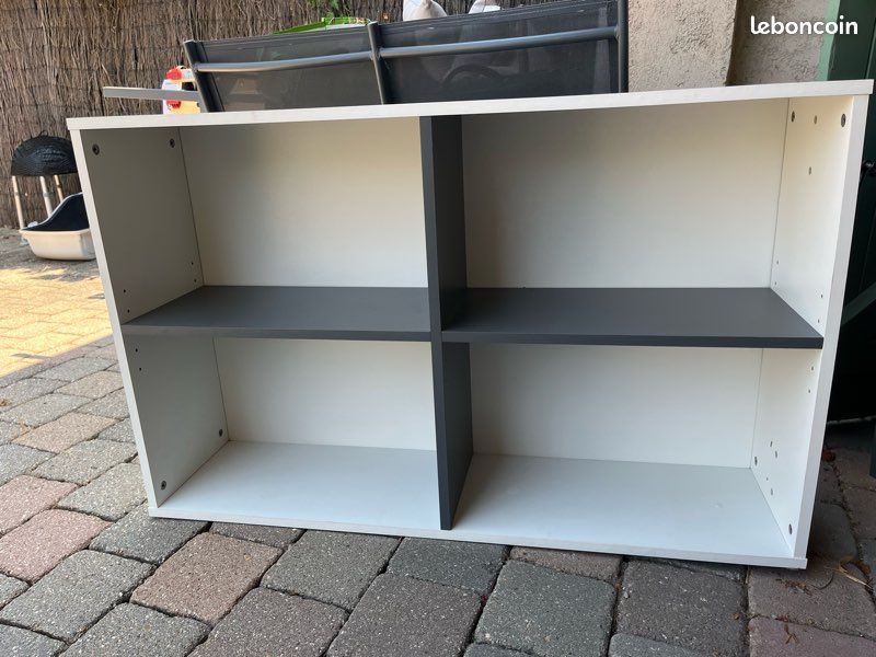 🏠 Vide garage : mobilier à vendre à venir récupérer sur place (image 1)