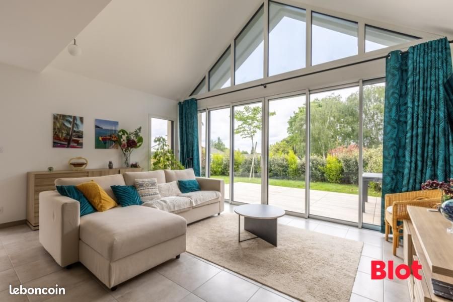 Maison 5 pièces 110 m² · à Châteaugiron · 110 m² · 408 330 €