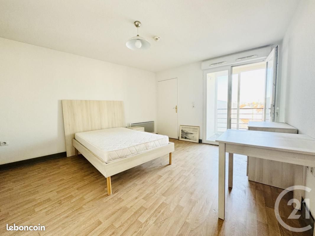 Studio 1 pièce 22 m² - Limoges 87000 (image principale 0)
