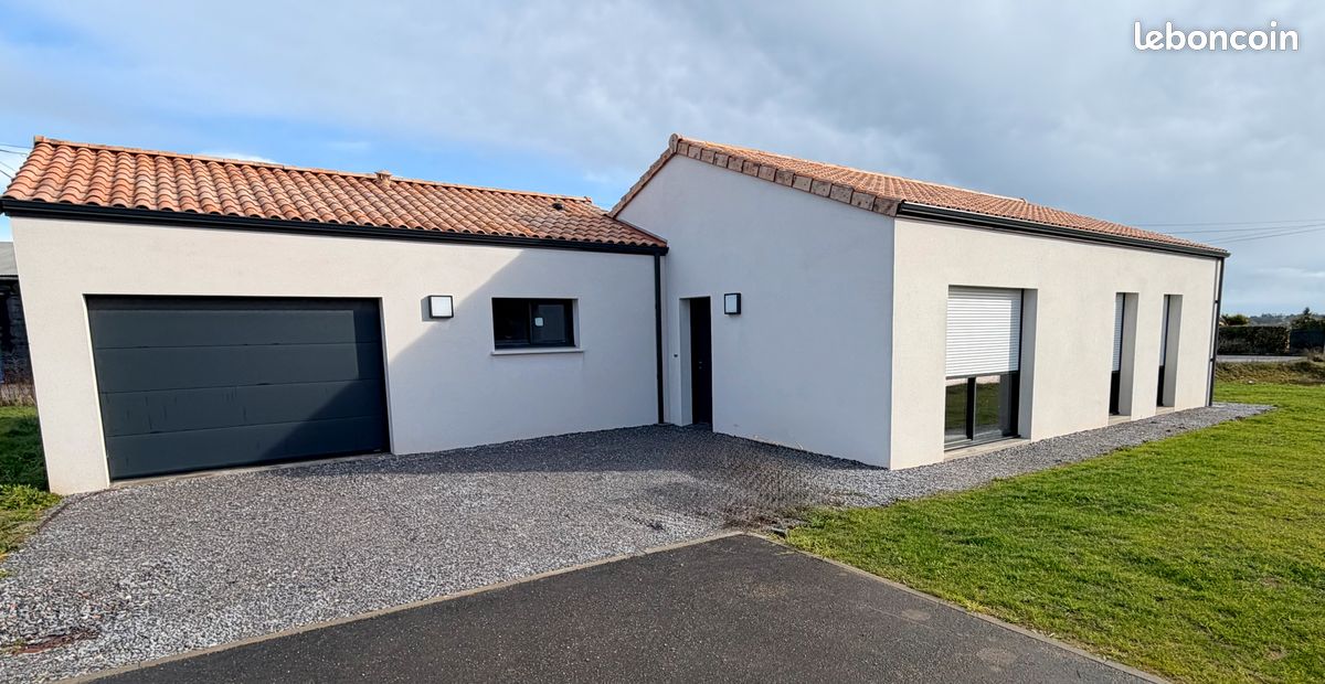 Maison 5 pièces 100 m² · à Montrevault-sur-Èvre · 100 m² · 1 050 €/mois