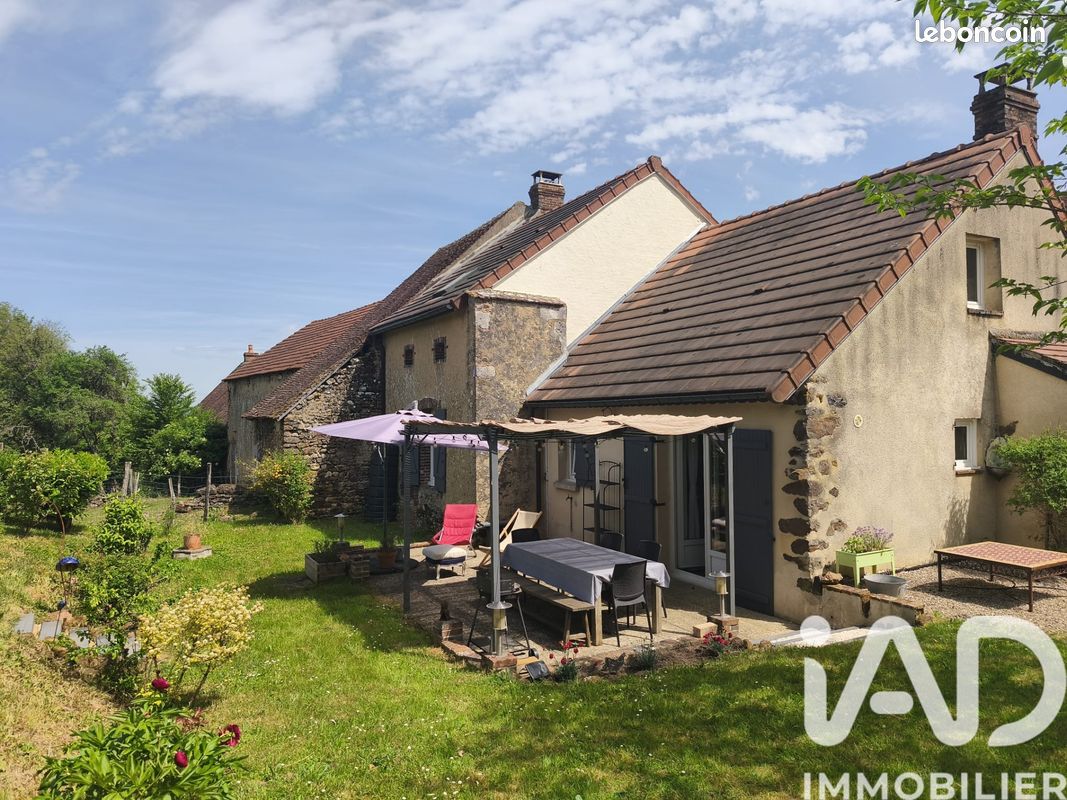 Maison 4 pièces 103 m² · à Fontaines · 103 m² · 179 000 €