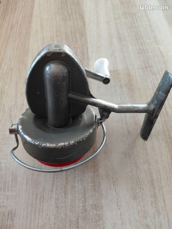 Ancien Moulinet Capoté DC70 - 270g - Grande Contenance - Très Bon état