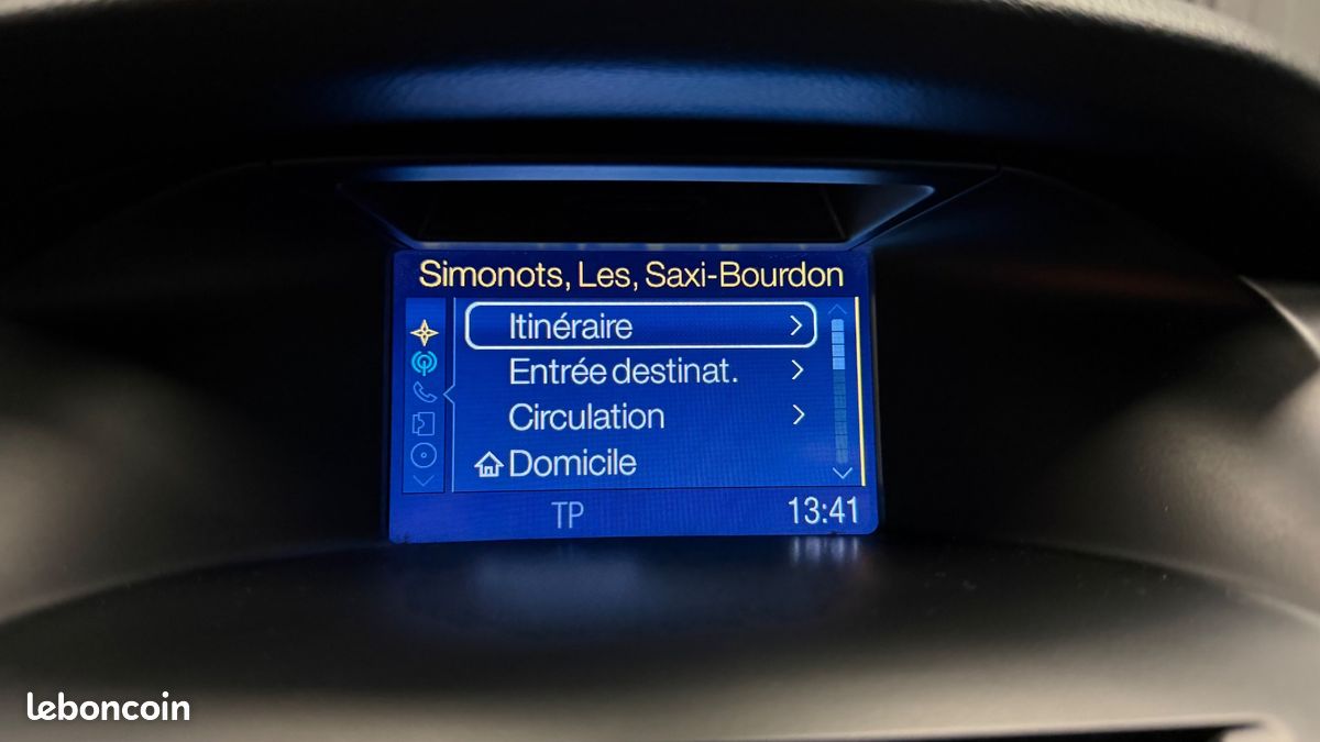 FORD FOCUS SW 1.0 ECOBOOST 125 CH TITANIUM-X START-STOP DISTRIBUTION REMPLACEe (image 46)