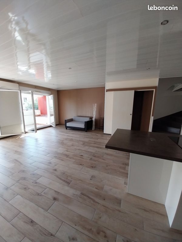 Appartement 4 pièces 90 m² · à La Londe-les-Maures · 90 m² · 380 000 €