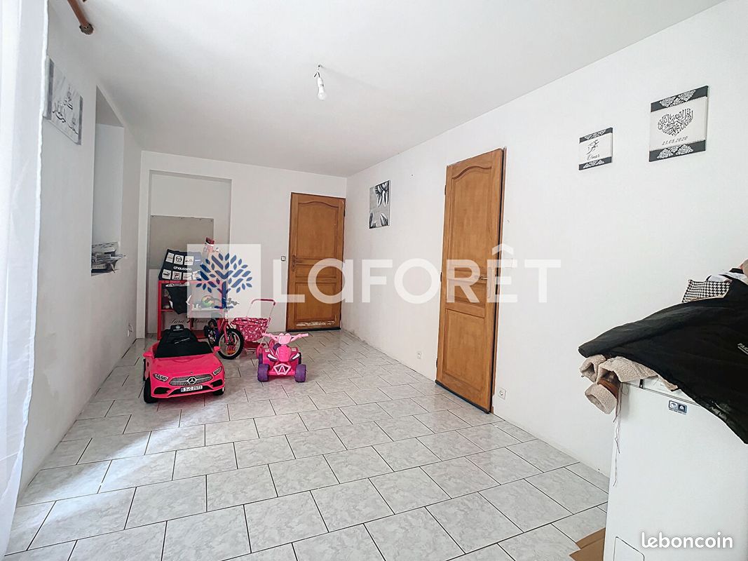 Maison de ville 5 pièces 95 m² - Thouars 79100 (image principale 3)
