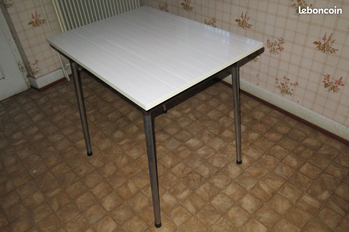 Table de cuisine en formica blanc (image 2)