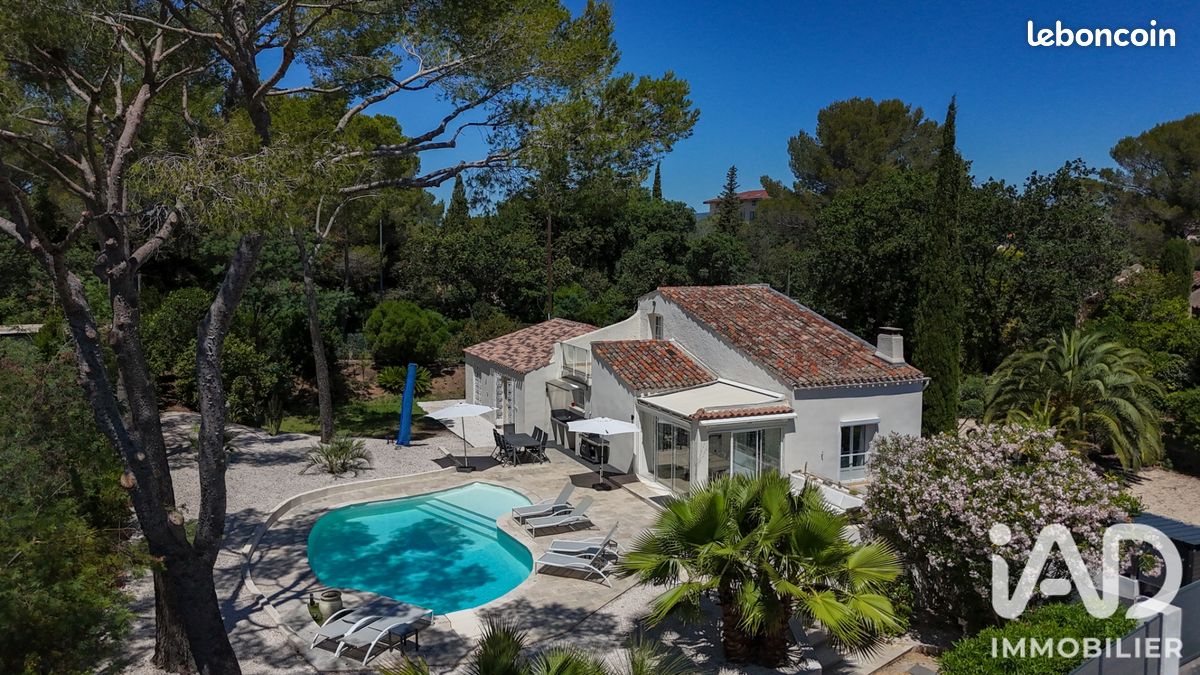 Maison 5 pièces 140 m² · à Fréjus · 140 m² · 1 089 000 €
