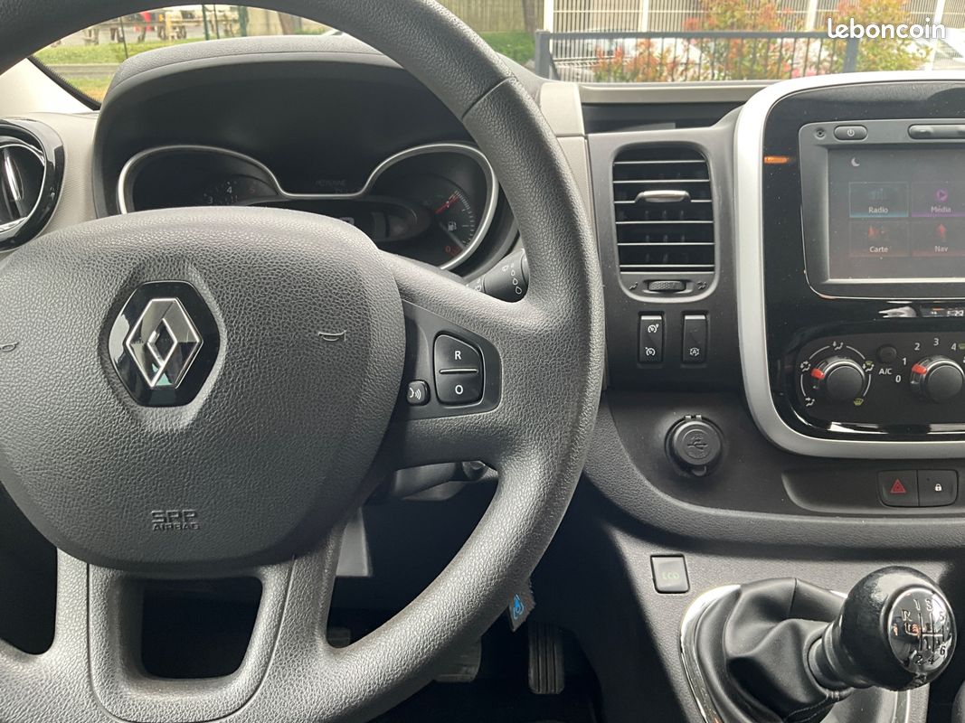 RENAULT TRAFIC 1.6 DCI 145 CH L1H1 ENERGY / AMENAGEMENT 6 PLACES / SIEGES ARR INDEPENDANTS / CAMERA / ENTRETIENs (image 28)
