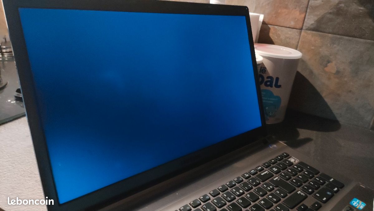 SAMSUNG NP550P7C-T02FR - Intel Core i7 - 2.3 Ghz - Ram 8 Go - DD 1 To (image 6)