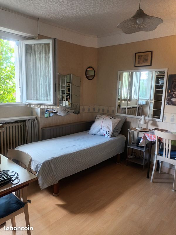 Appartement 1 pièce 14 m² · à Rodez · 14 m² · 294 €