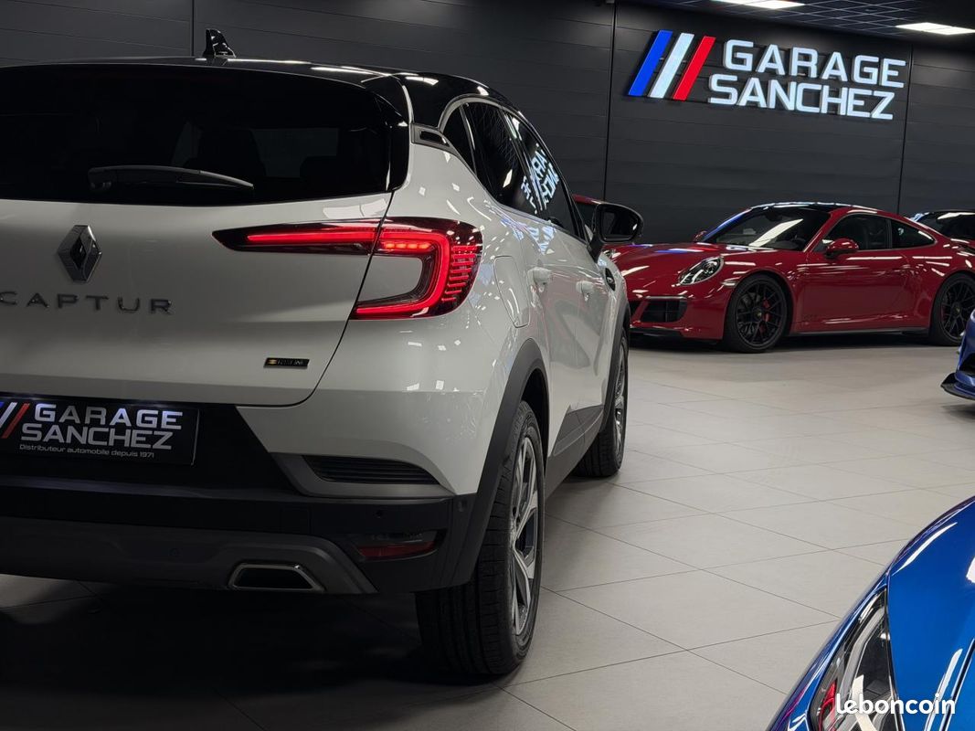 RENAULT CAPTUR RS Line 1.3L 160CV EDC -Garantie 12M-Toit ouvrant/Sono BOSE/Easy Park-Suivi Renault (image 8)