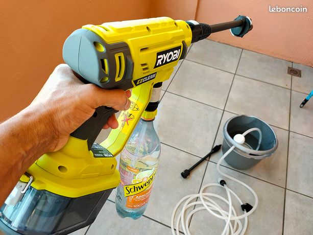 Pistolet Haute Pression Ryobi 18V - 22 Bars, 182 L/h, Buse 3-en-1, Kit Siphon