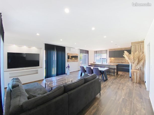 Propriété 4 pièces 90 m²