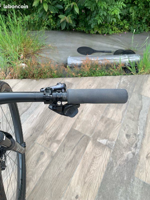 Trek supercaliber 9.8 AXS (image 8)