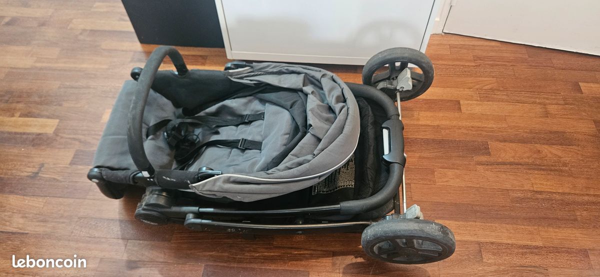 Poussette Graco trio (poussette + cosy + nacelle neuve) (image 10)