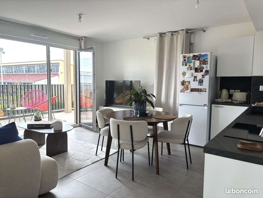Appartement 3 pièces 59 m² · à Corbas · 59 m² · 874 €/mois