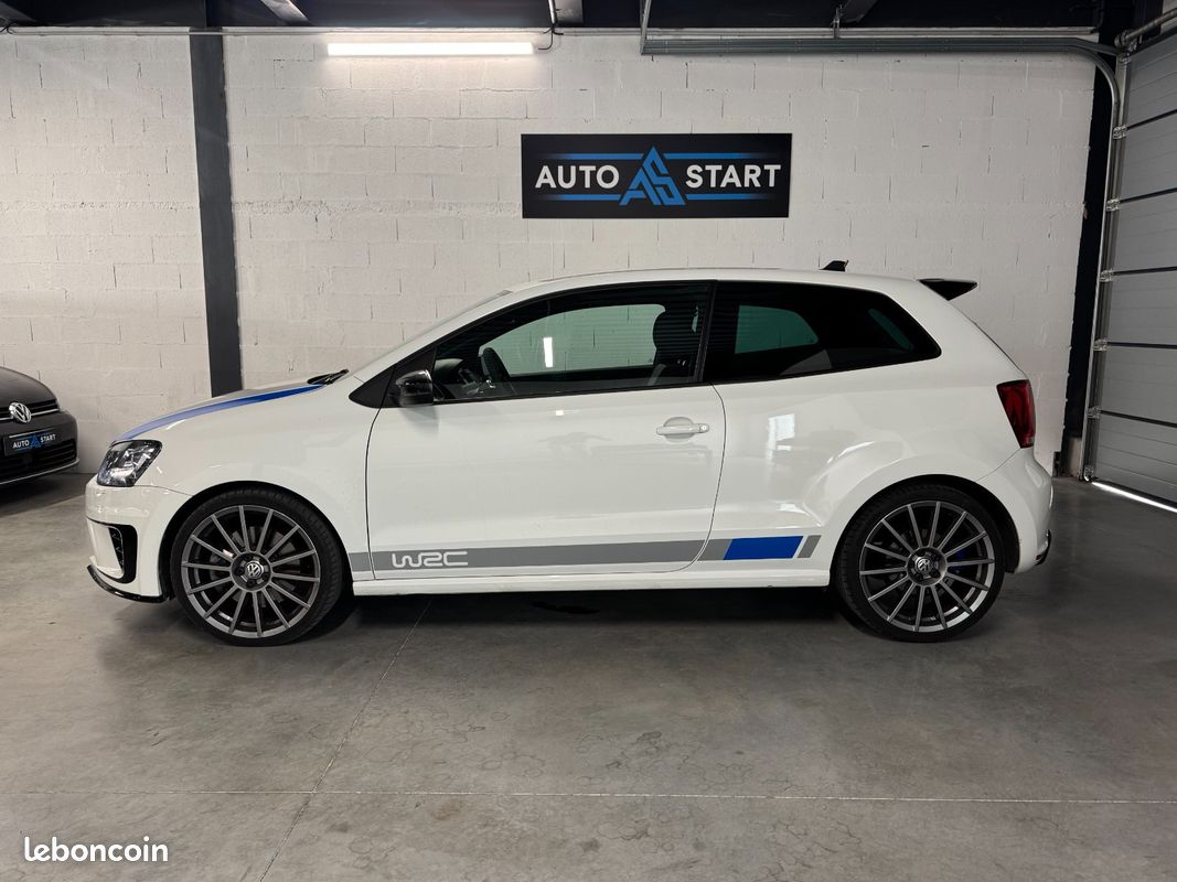 Volkswagen POLO V R WRC 220ch Limited Edition - 1901/2500 / SUIVI VOLKSWAGEN / SIEGES CHAUFFANTS / GPS / BLUETOOTH (image 6)