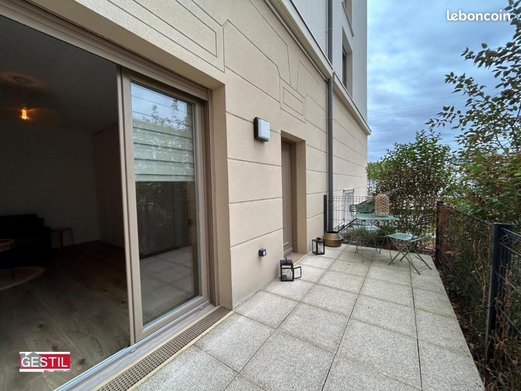 Appartement 1 pièce 30 m² · à Pontoise · 30 m² · 850 €/mois