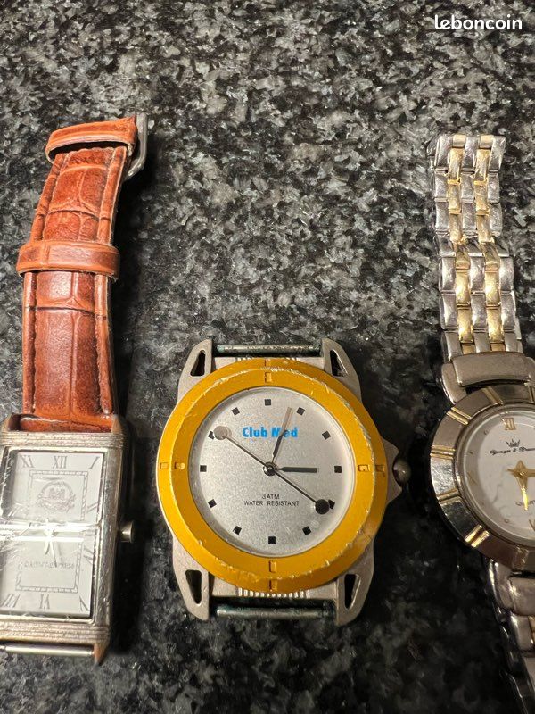 Montre Bracelet FC Metz Avronel Ancienne Collection - Années 70, Quartz, Plastique, état Neuf Mais Fonctionnement Non Garanti