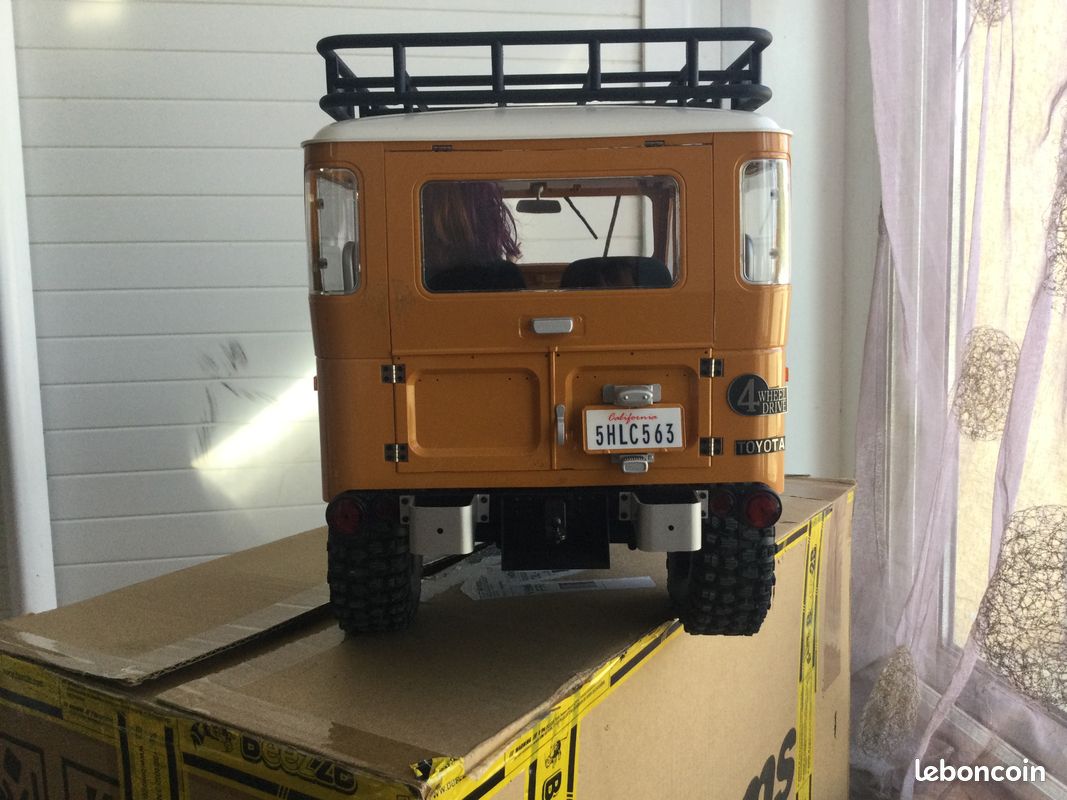 Superbe rc crawler typé scale Toyota fj40 FMS + options équipé esc firma smart 70A moteur brushed 35T , 2S / 3S + 1 beau lot offert (image 10)