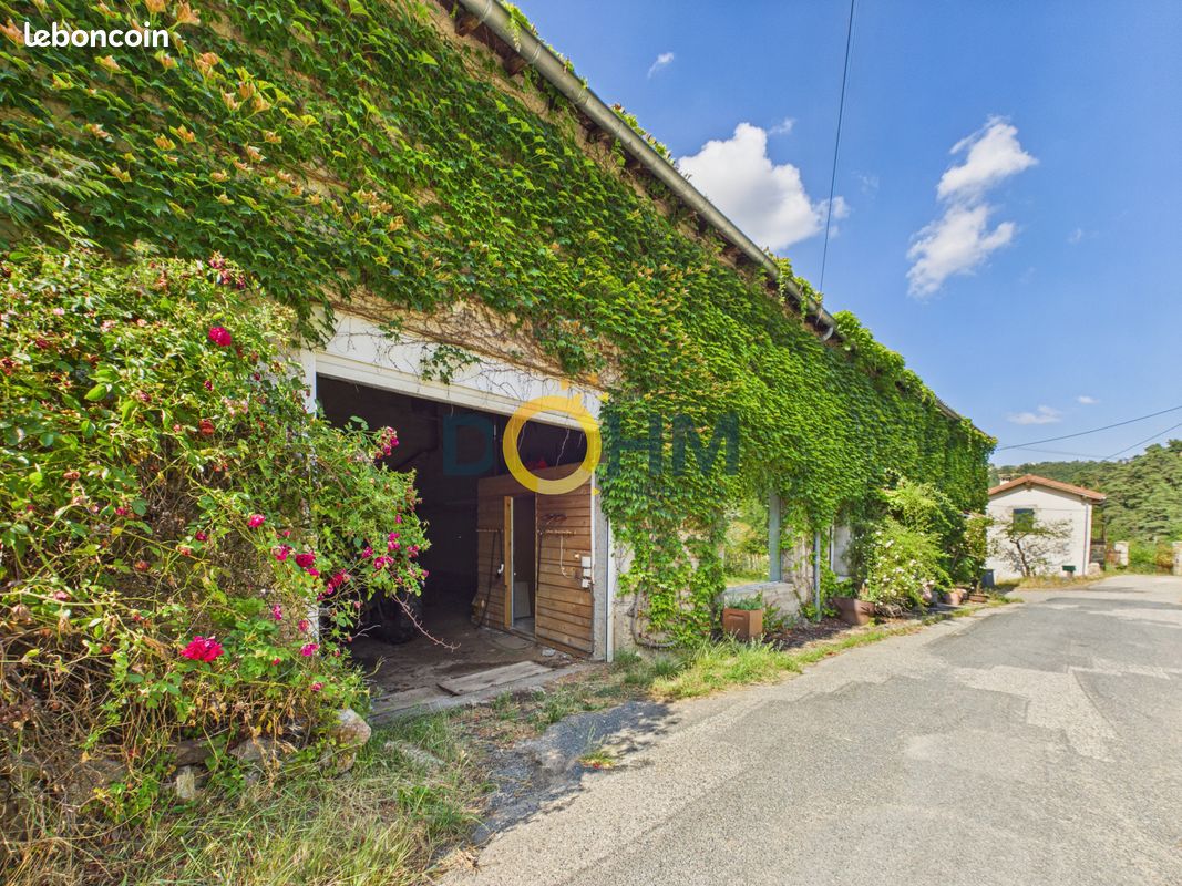 Maison 8 pièces 214 m² · à Saint-Just-Saint-Rambert · 214 m² · 249 000 €
