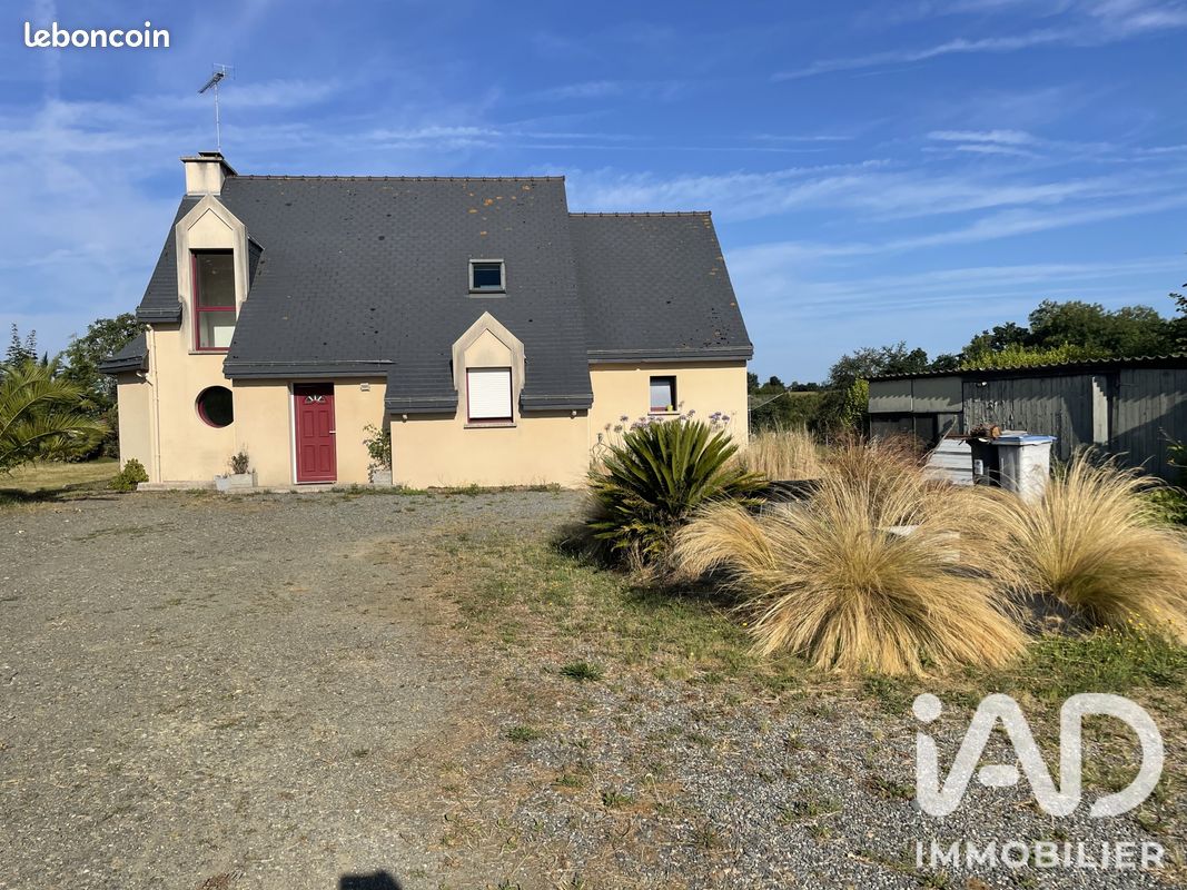 Maison 6 pièces 136 m² · à Plourivo · 136 m² · 1 100 €/mois