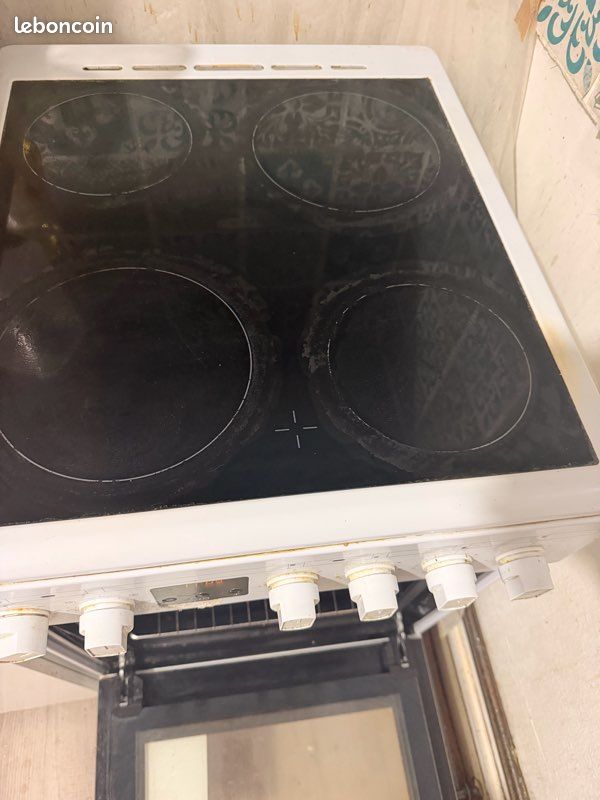 Cuisinière vitrine (image 1)