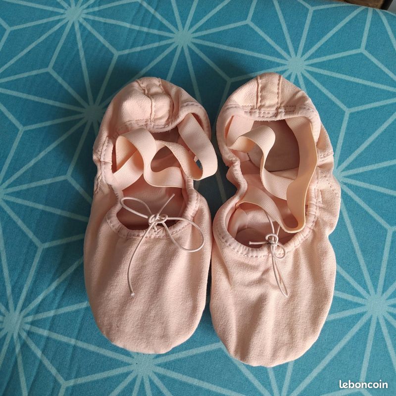 Chaussons danse demi pointe 36 Decathlon neuves (image 1)