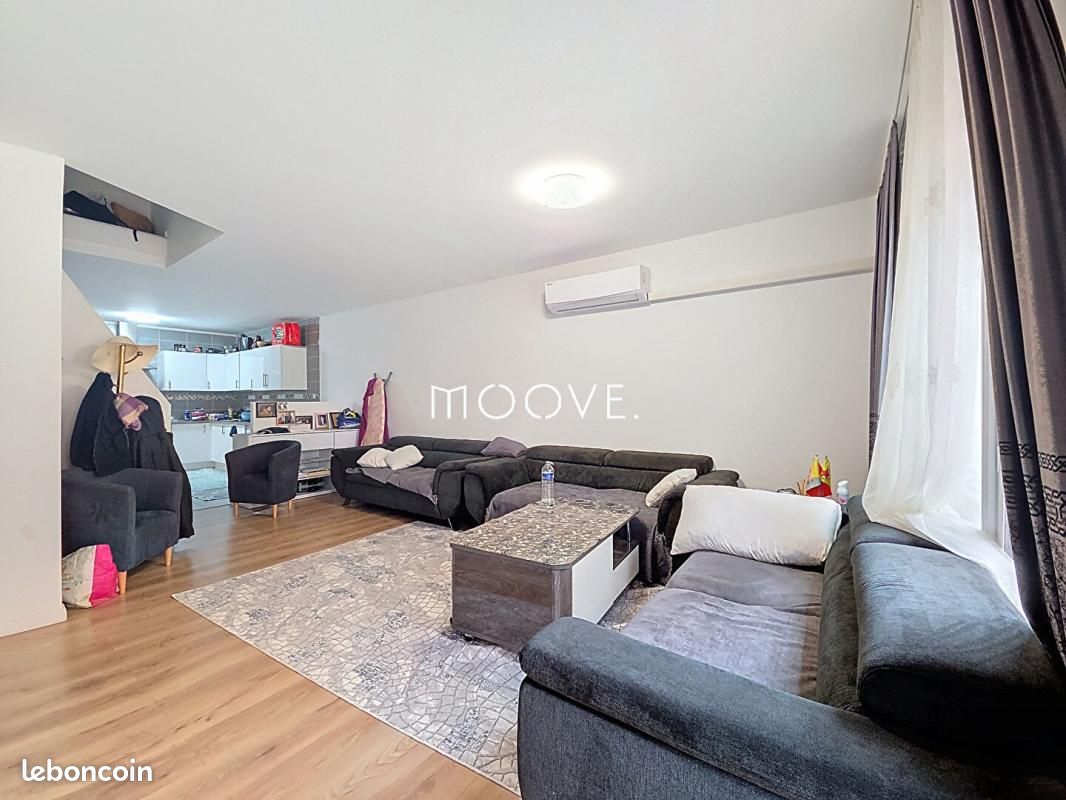Immeuble 6 pièces 145 m² · à Sotteville-lès-Rouen · 145 m² · 315 000 €