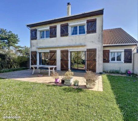 Maison 5 pièces 135 m² · à La Ferté-Alais · 135 m² · 313 000 €