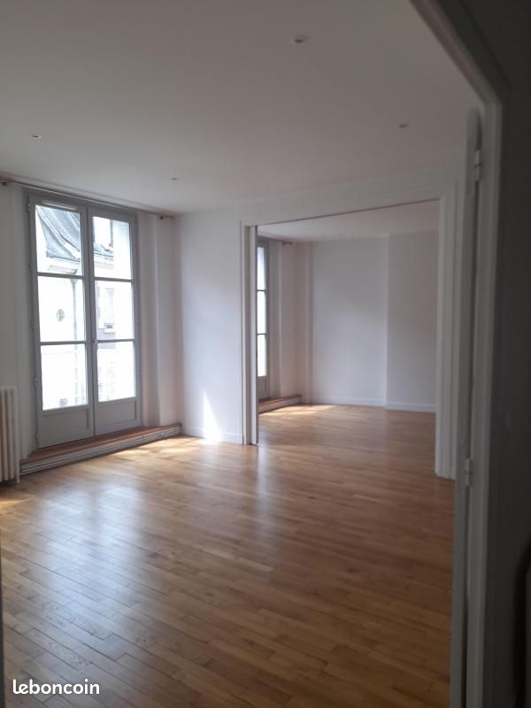 Appartement 4 pièces 119 m² · à Blois · 119 m² · 960 €/mois