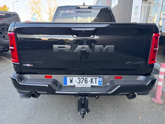 Dodge Ram 1500 CREW LIMITED NIGHT EDITION RAMBOX 2025 (image 10)