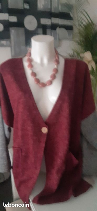 Une veste grise et bordeaux taille unique marque Made In Italy Fashion (image 4)