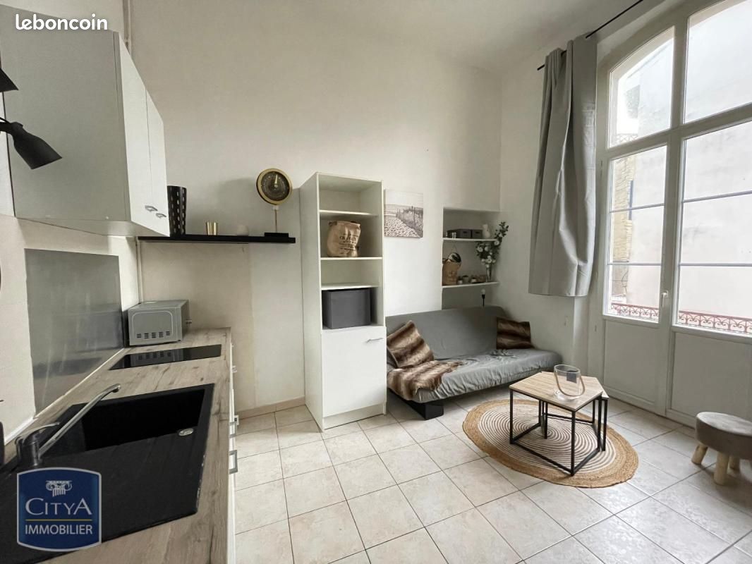 Appartement 1 pièce 23 m² · à Carpentras · 23 m² · 338 €